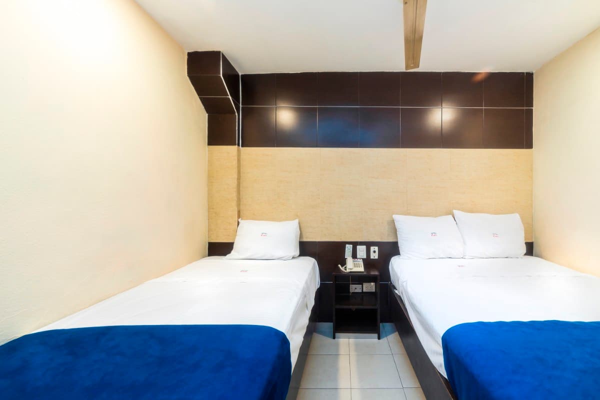 Estandar Triple imagen 2